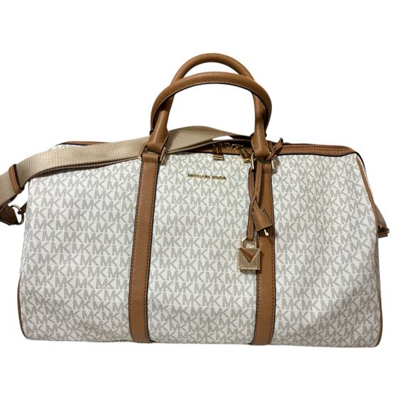Michael Kors Jet Set Duffel - Picture 1 of 14